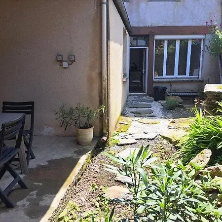 L'Etape De La Tour Apartment Grand-Fougeray Exterior photo